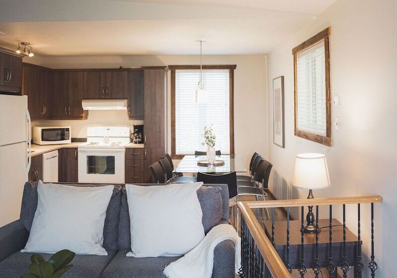 בית מלון כפרי Le Montagnard – Auberge/hôtel & Chalets