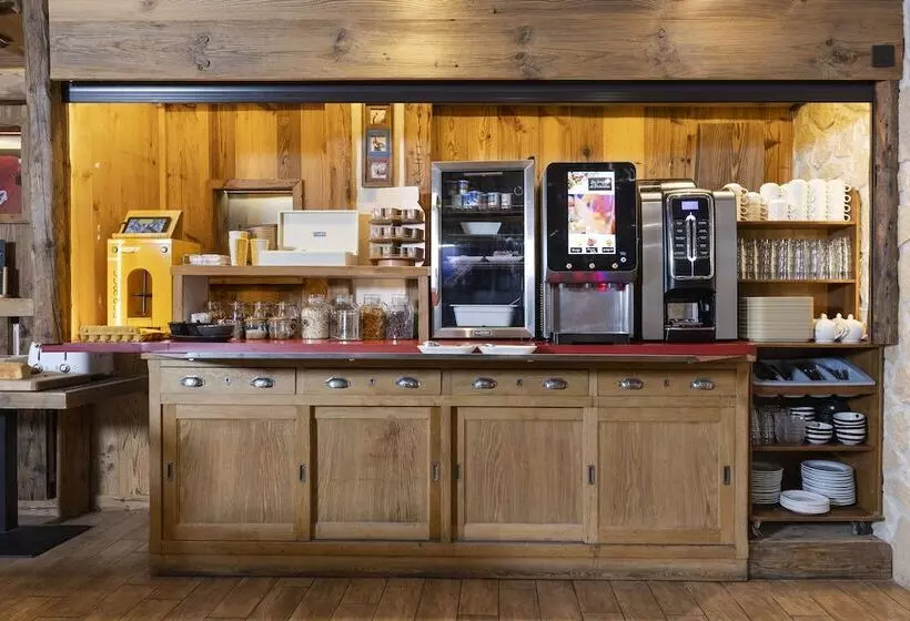 هتل Le Saint Antoine