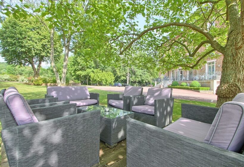 ホテル Logis Hôtel & Restaurant   Le Manoir De Sauvegrain