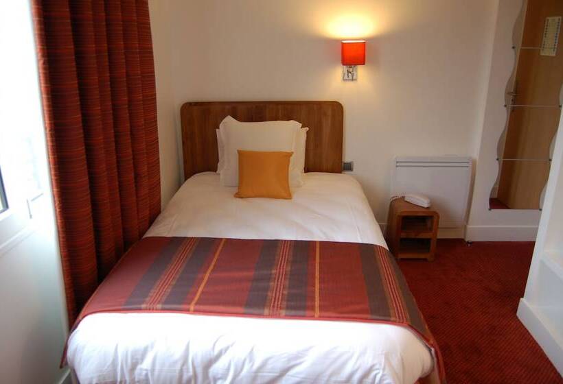 ホテル Logis Hôtel & Restaurant   Le Manoir De Sauvegrain