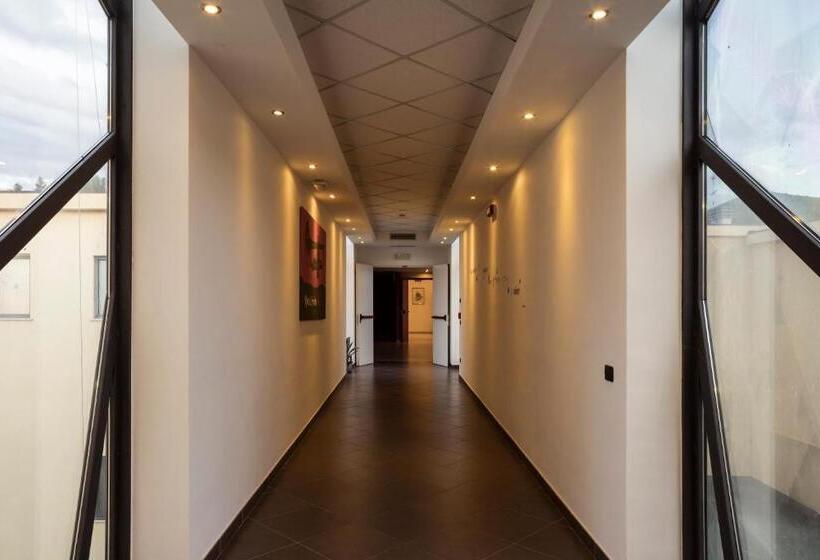 호텔 Manhattan Village