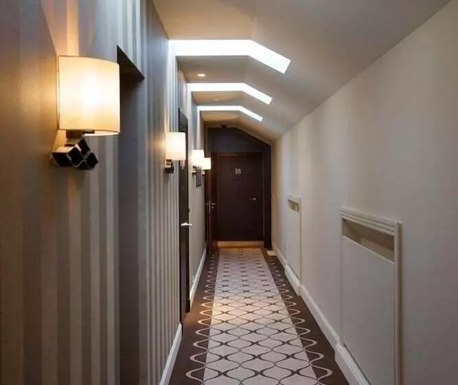 Hotel Modrzewie Park