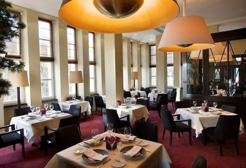 Hotel Modrzewie Park