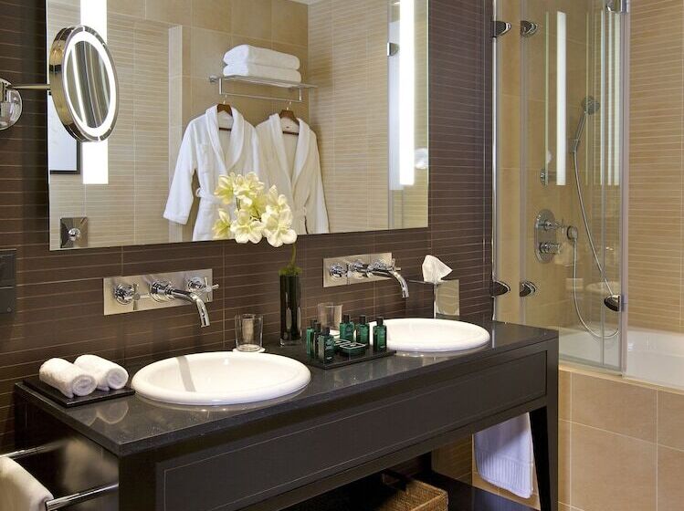 فندق Modrzewie Park