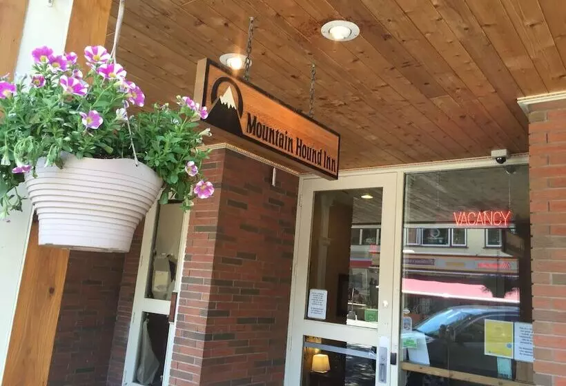 فندق Mountain Hound Inn