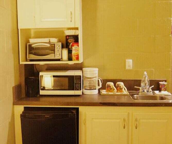 בית מלון כפרי Mountain Hound Inn