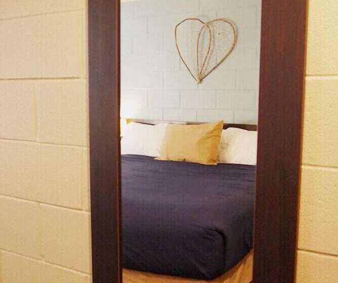 בית מלון כפרי Mountain Hound Inn