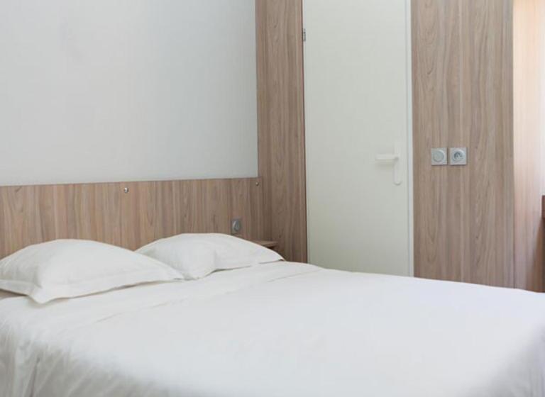 Отель Parc Azur   Toulon Ollioules