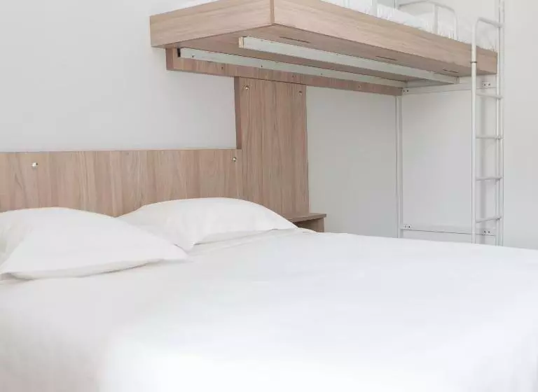 ホテル Parc Azur   Toulon Ollioules