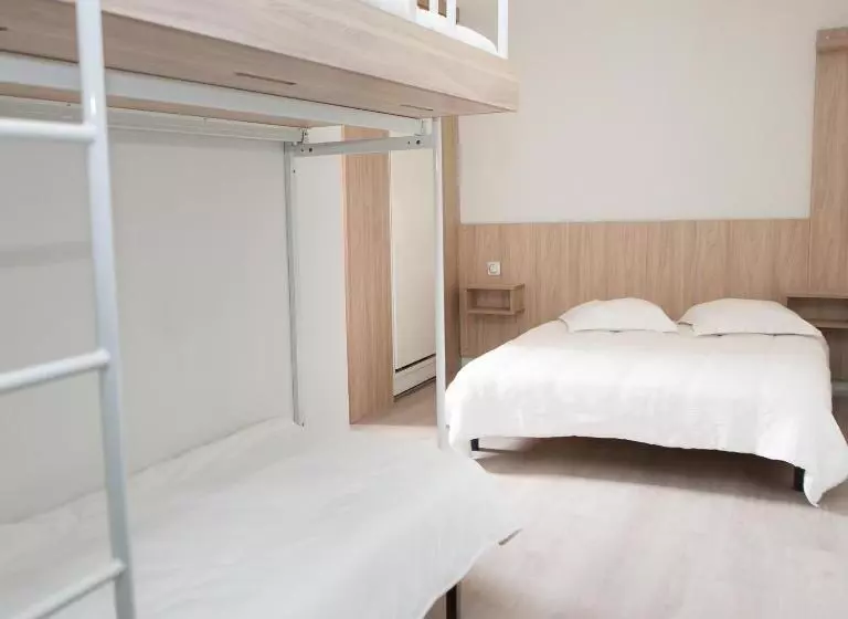 ホテル Parc Azur   Toulon Ollioules