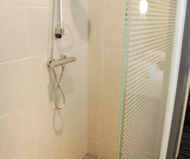 هتل Park Hôtel & Appartements