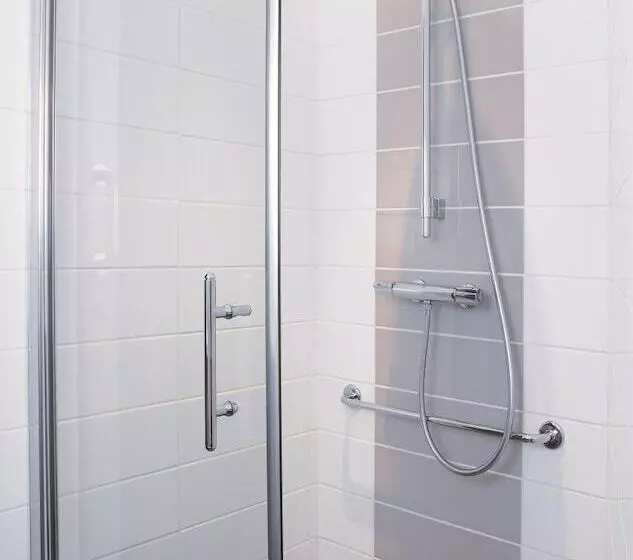 هتل Park Hôtel & Appartements