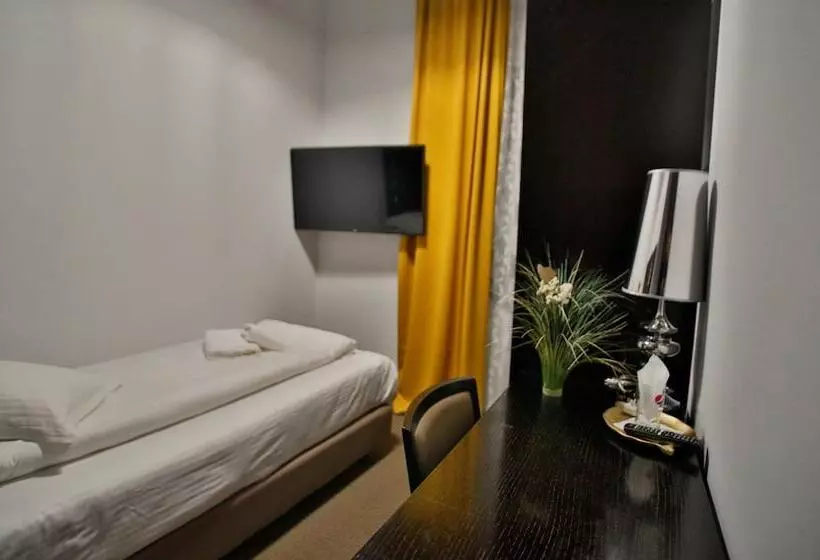 酒店 Pensiunea Vidalis