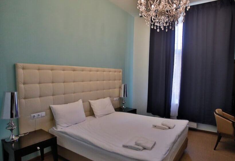 هتل Pensiunea Vidalis