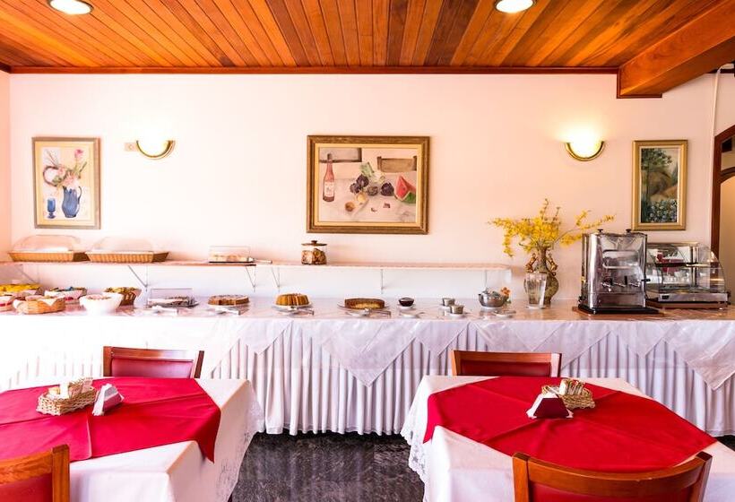 호텔 Pousada Recanto Almeida