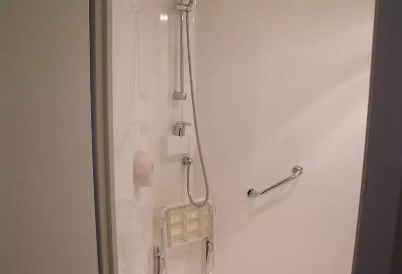 هتل Quick Palace Auxerre Monéteau