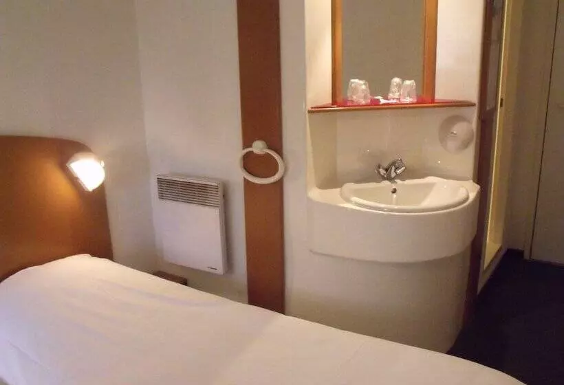 هتل Quick Palace Auxerre Monéteau