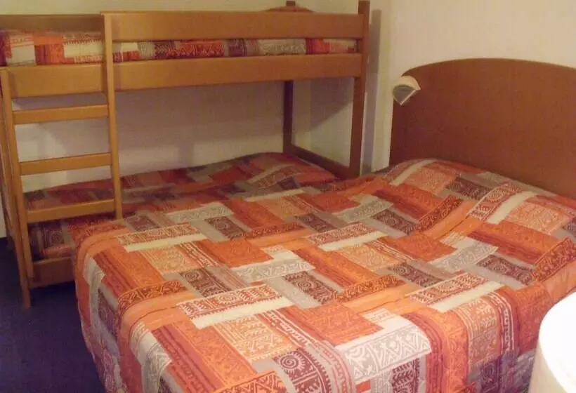 هتل Quick Palace Auxerre Monéteau