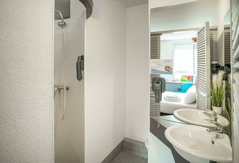 هتل Quick Palace Pau Zénith