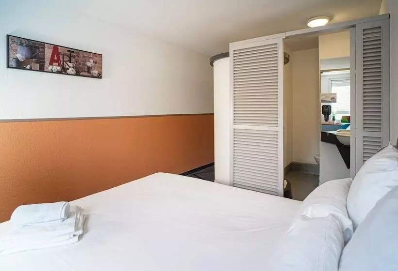 هتل Quick Palace Pau Zénith