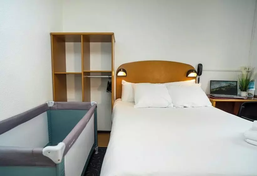 هتل Quick Palace Pau Zénith