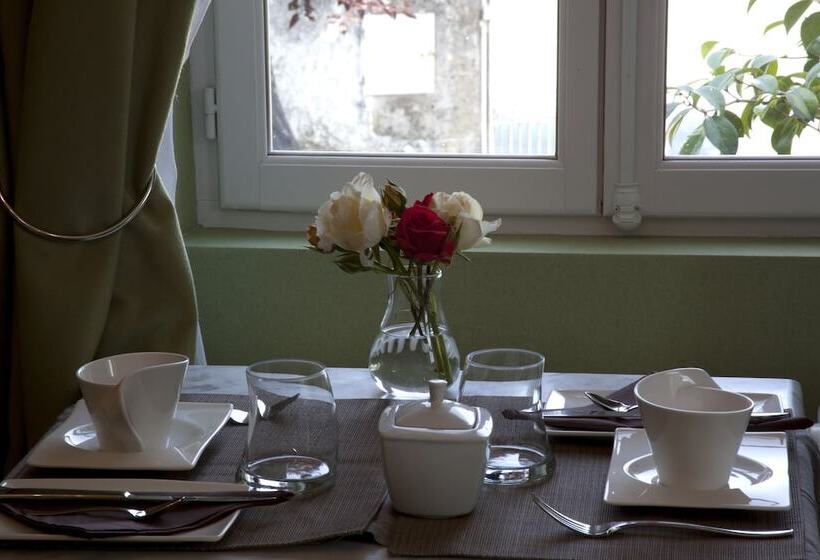 בית מלון כפרי Rollan De By