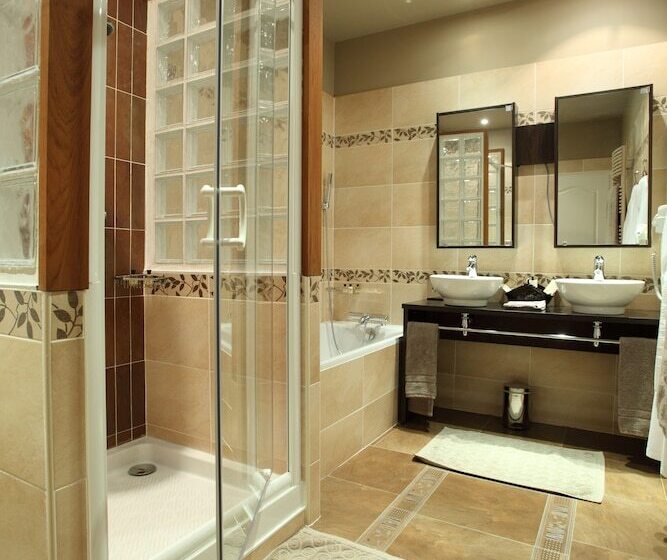 בית מלון כפרי Rollan De By