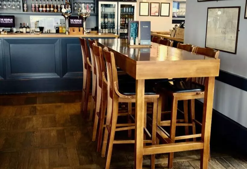 ホテル The Douglas