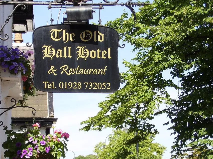 ホテル The Old Hall