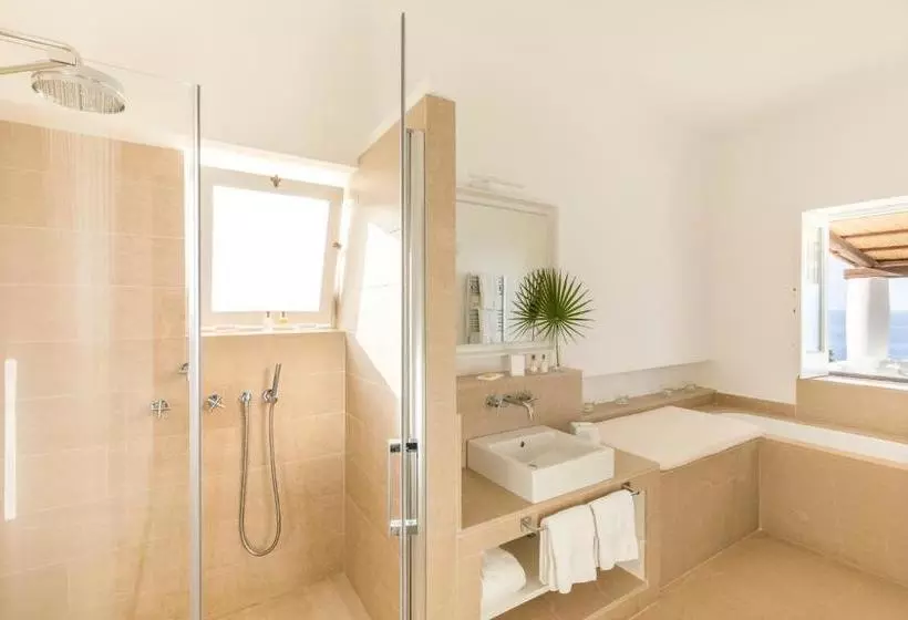 Курорт Capofaro Locanda & Malvasia