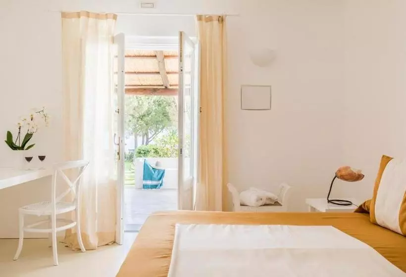 Курорт Capofaro Locanda & Malvasia