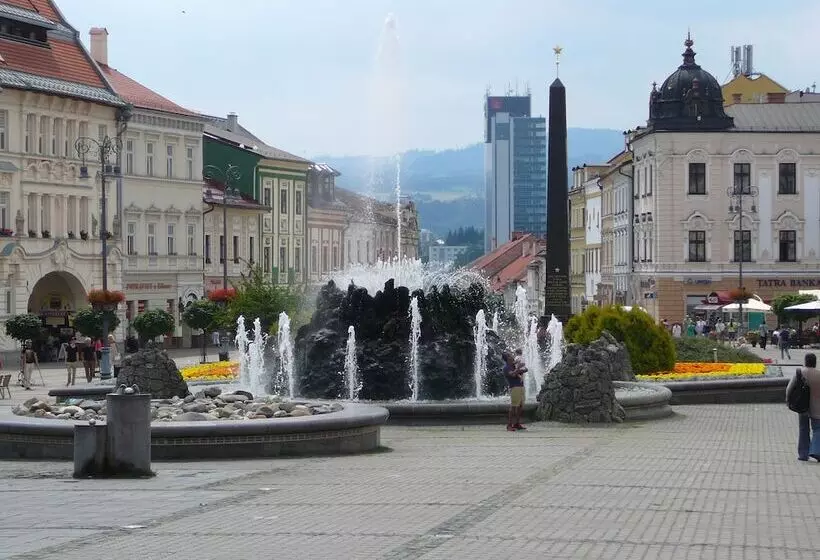 Urpi­n City Residence