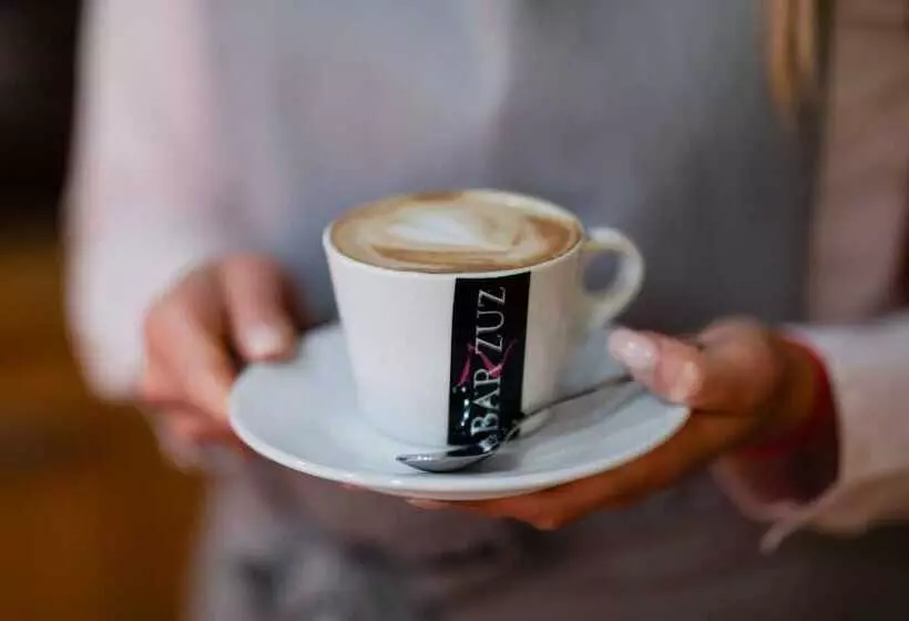 Urpi­n City Residence