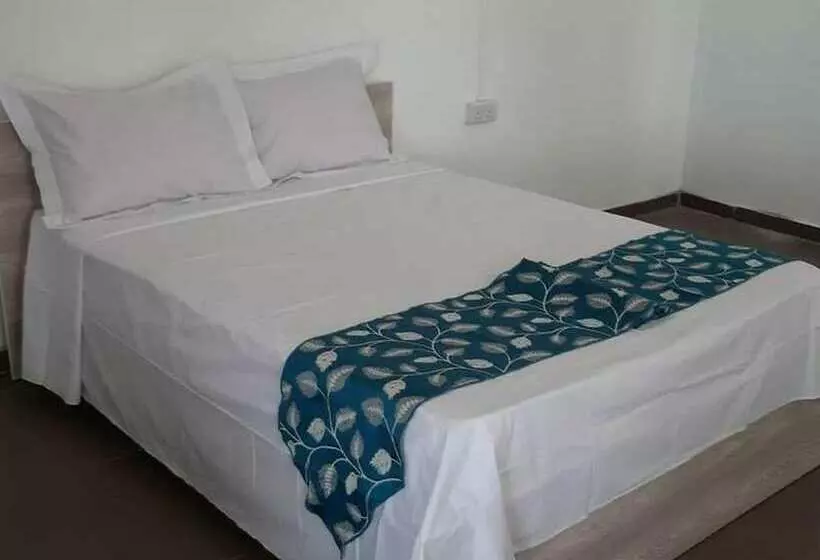 تختخواب و صبحانه Double Room In Nice Palais