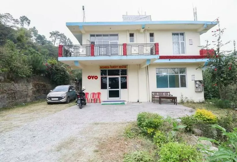 ホテル Oyo 65167 Rishika Guest House