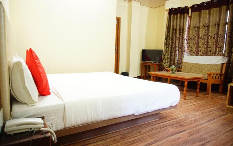 בית מלון כפרי Hassan Valley Retreat