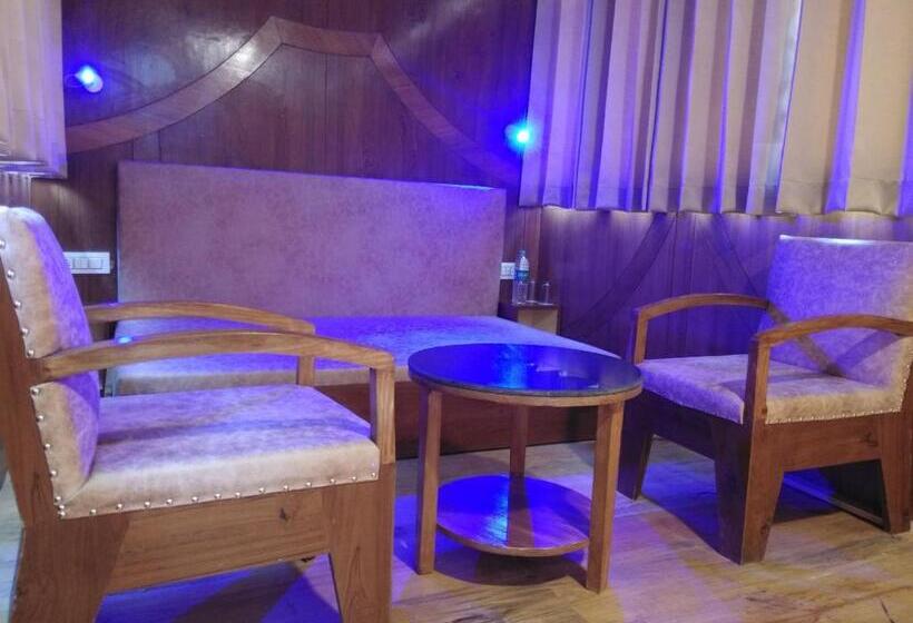 בית מלון כפרי Hassan Valley Retreat