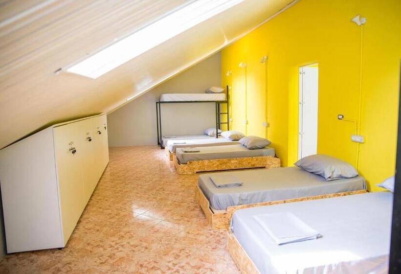 مبيت وإفطار Our Way Guest House & Hostel