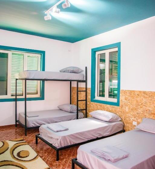 مبيت وإفطار Our Way Guest House & Hostel