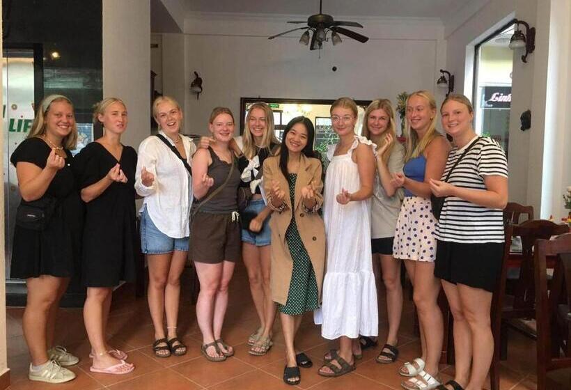 هتل Hue Pink Lotus