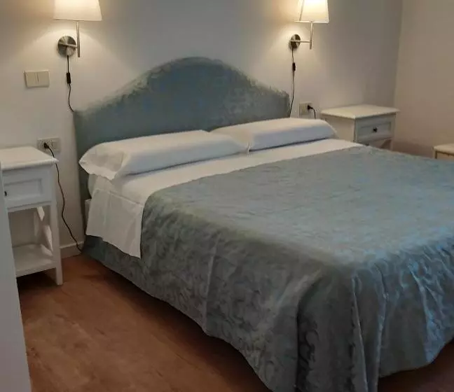 پانسیون Il Grifo Camere E Suites