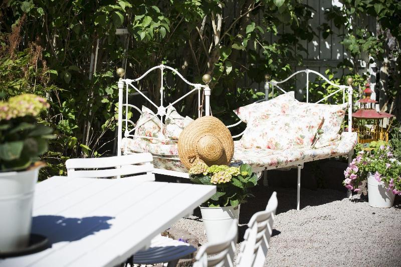 فندق صغير Strandflickornas Havshotell Lysekil