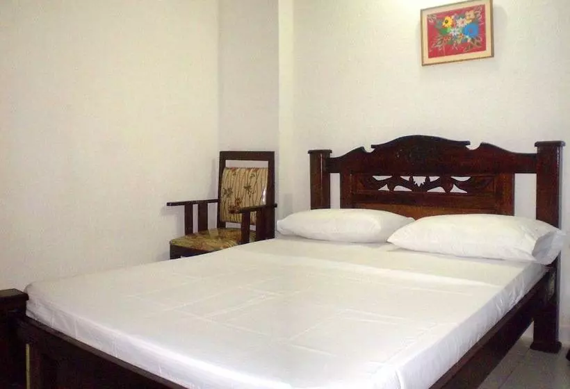 Casa Vieja