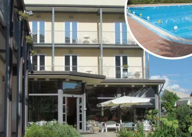 ホテル Ala Bianca