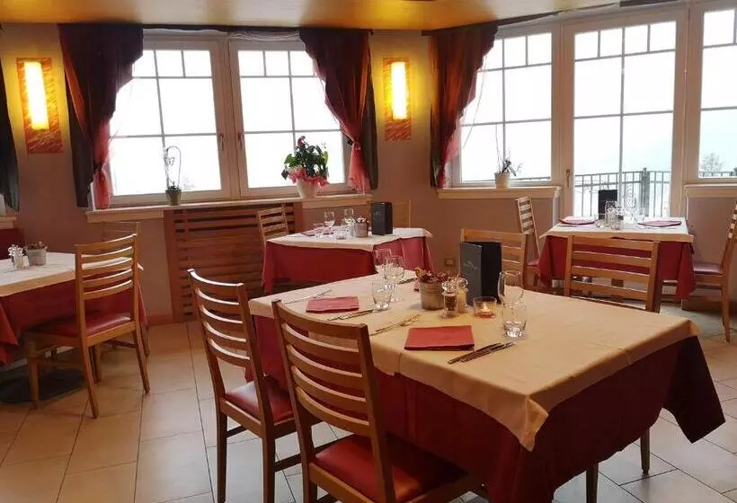 Отель Albergo Cavallino Bianco