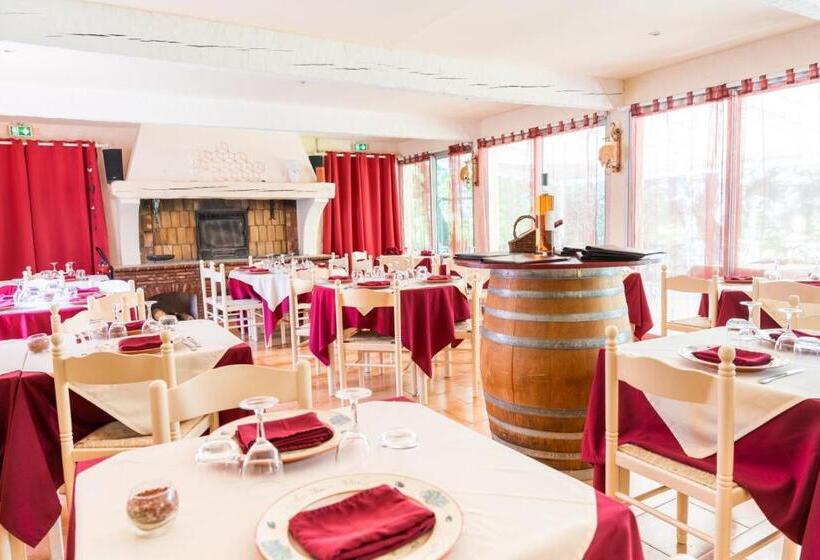 ホテル Au Bien Etre Piscine