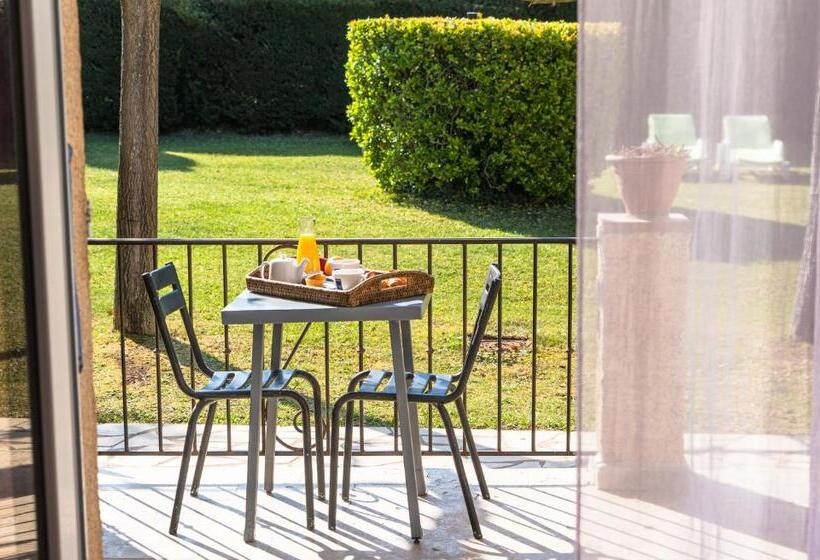 ホテル Au Bien Etre Piscine