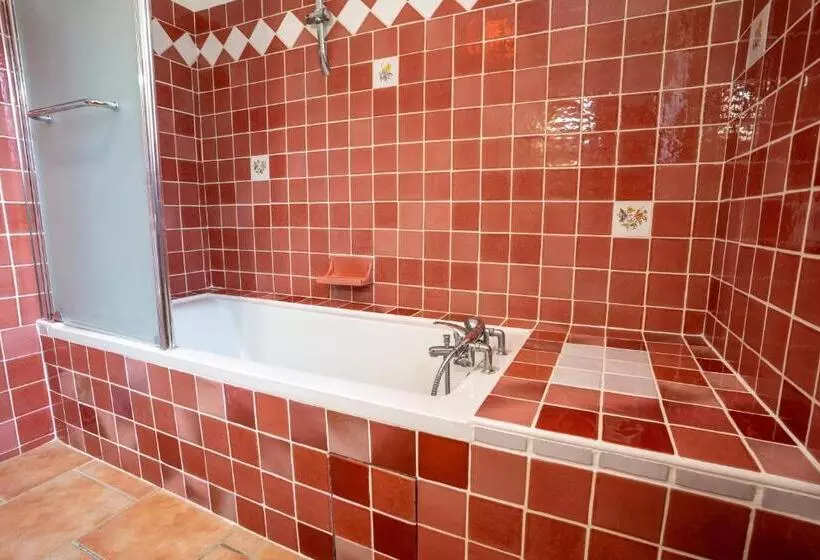 Отель Au Bien Etre Piscine