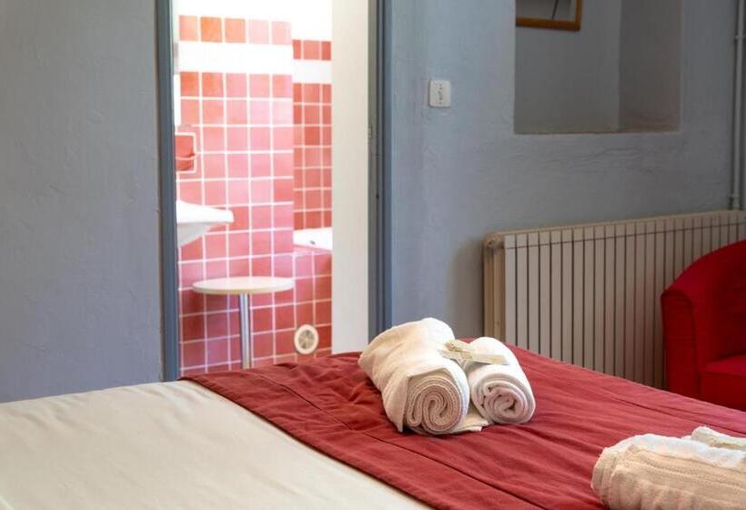 ホテル Au Bien Etre Piscine