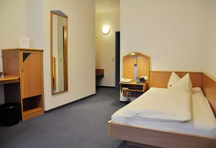 Отель Bessunger Forst